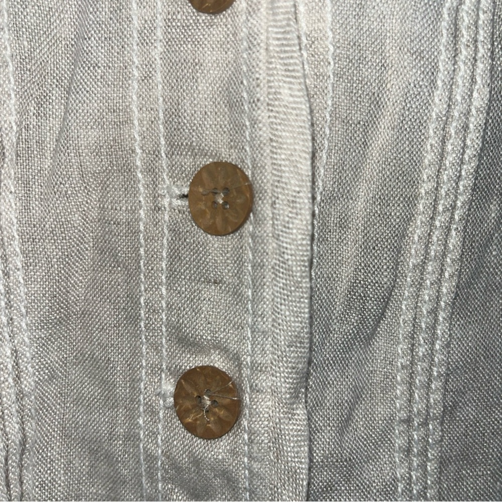 Coldwater Creek Light Tan Buttoned Tank Top - Picture 2 of 9